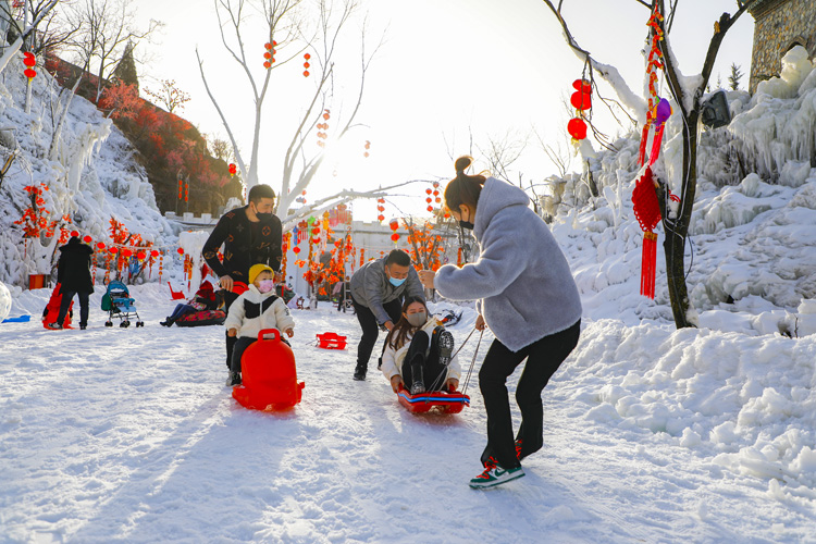 【新春走基層】慶陽(yáng)又添一處“冰雪世界”！除了“大”，還有千年古城的奇幻秘境！