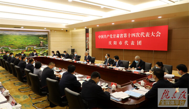 尹弘?yún)⒓討c陽市代表團(tuán)討論時強(qiáng)調(diào)：緊盯“六新”目標(biāo)抓落實見行動，有力支撐全省經(jīng)濟(jì)社會高質(zhì)量發(fā)展