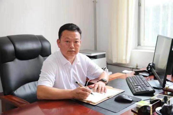 【教育高質(zhì)量發(fā)展·校長(zhǎng)訪談】牢記使命篤定奮進(jìn) 推動(dòng)學(xué)校高質(zhì)量發(fā)展——訪慶陽五中校長(zhǎng)段東曉