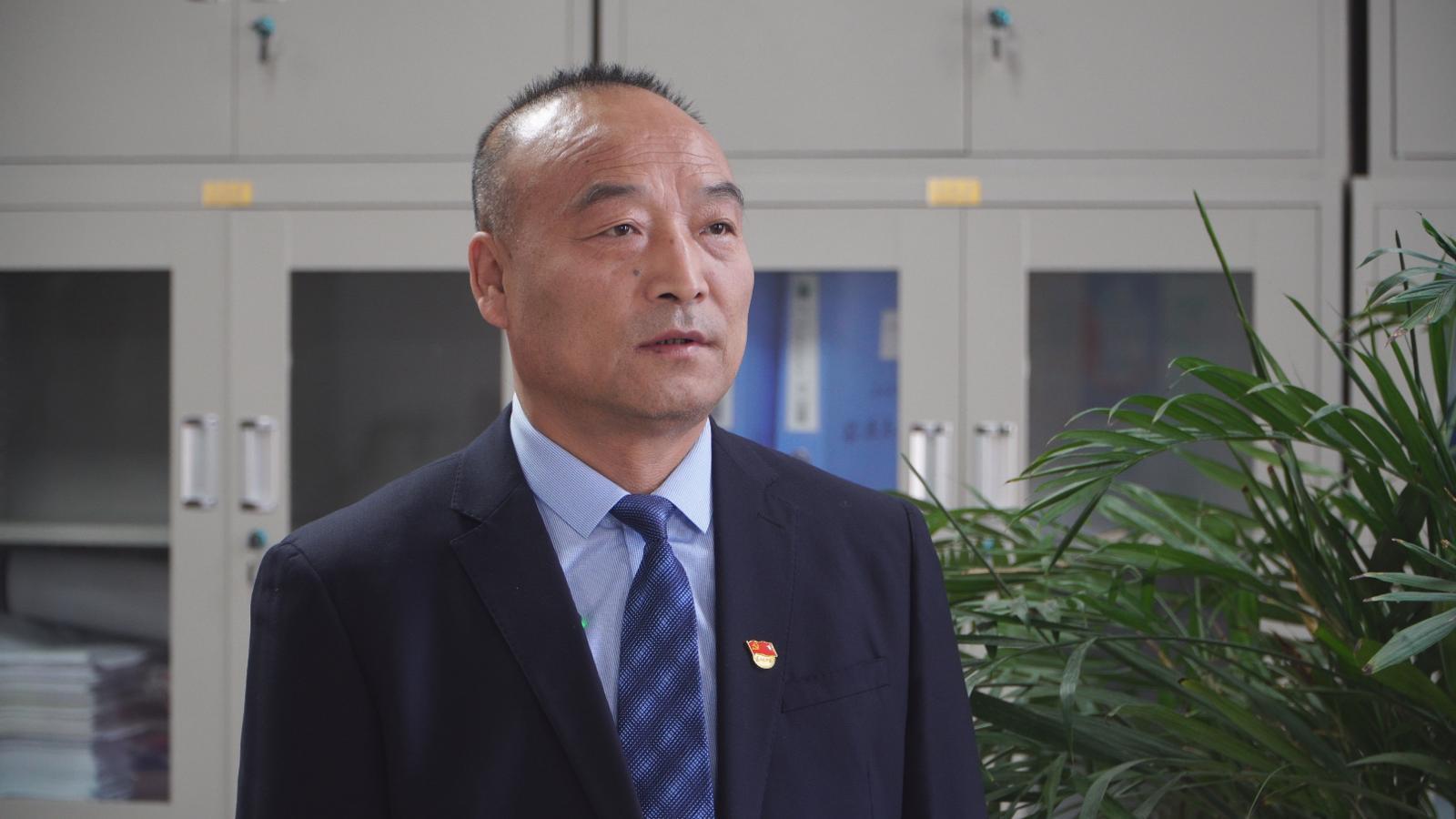 【數(shù)字經(jīng)濟招商選資】以綠電聚合供電模式降電價 提高數(shù)字經(jīng)濟招商競爭力——訪市能源局黨組書記、局長劉興峰
