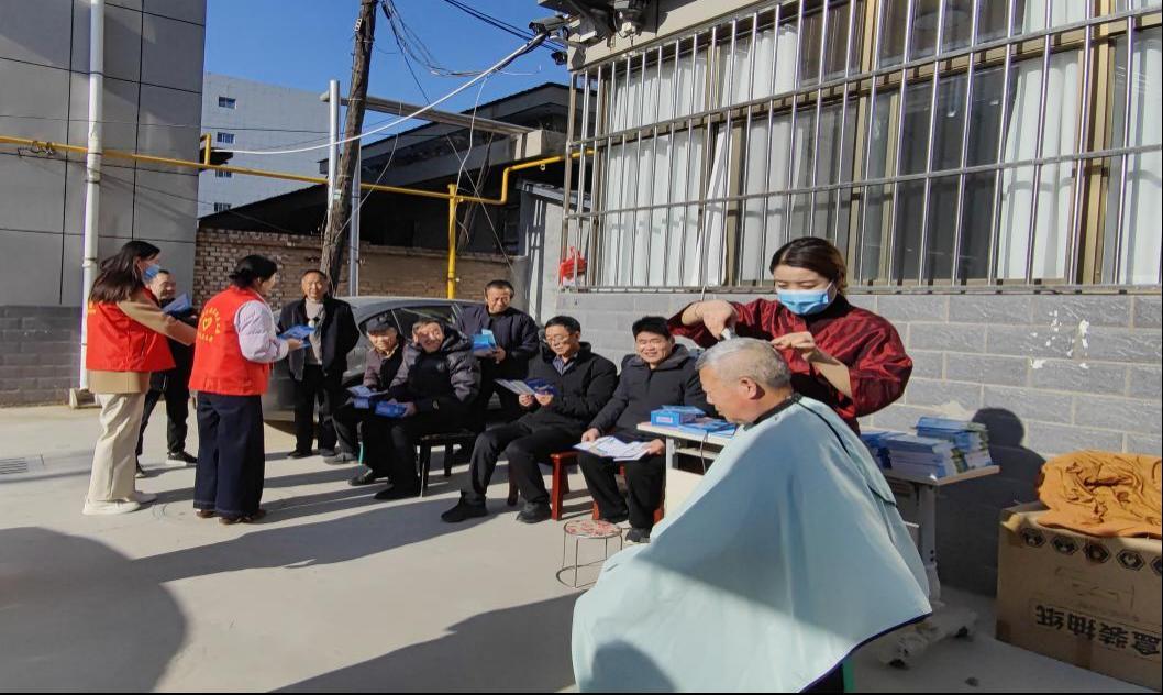 黨建引領聚合力，志愿服務暖人心