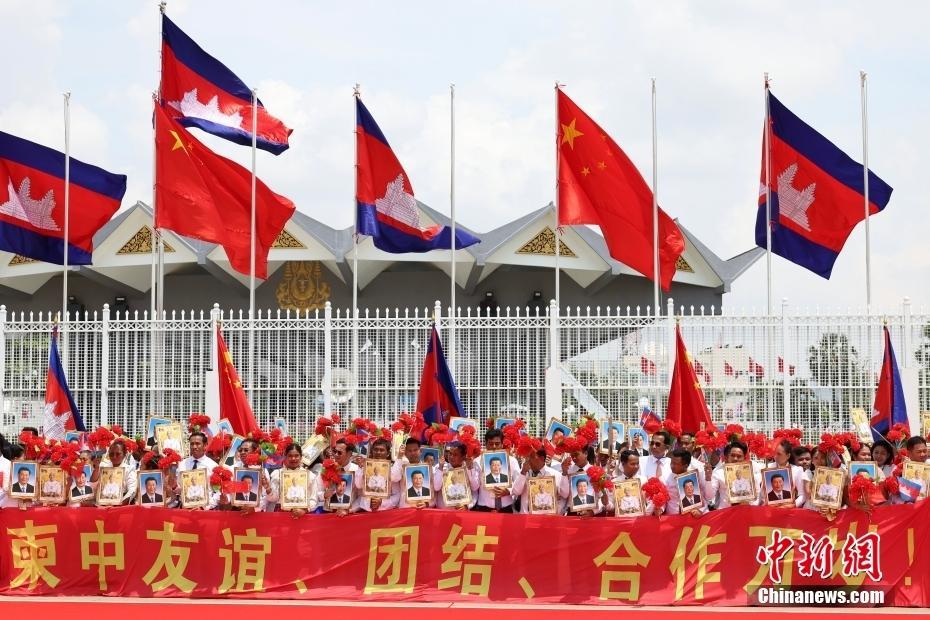 雙向奔赴，習近平訪柬提及這個關鍵詞顯深意